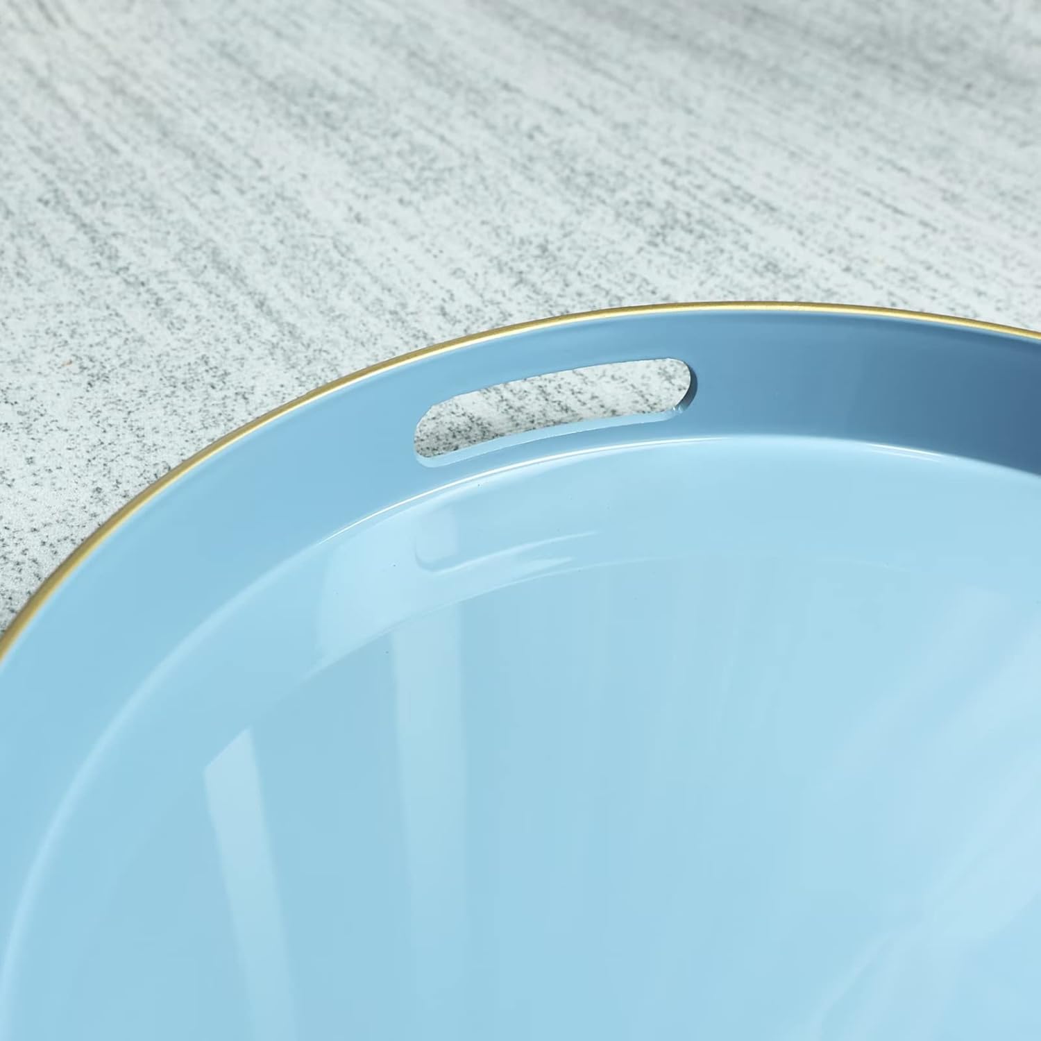 Spsyrine Round Blue Decorative Tray, 13" Plastic Serving Table Tray with Handles for Breakfast, Ottoman, Coffee Table, Bathroom, Kitchen, Living Room