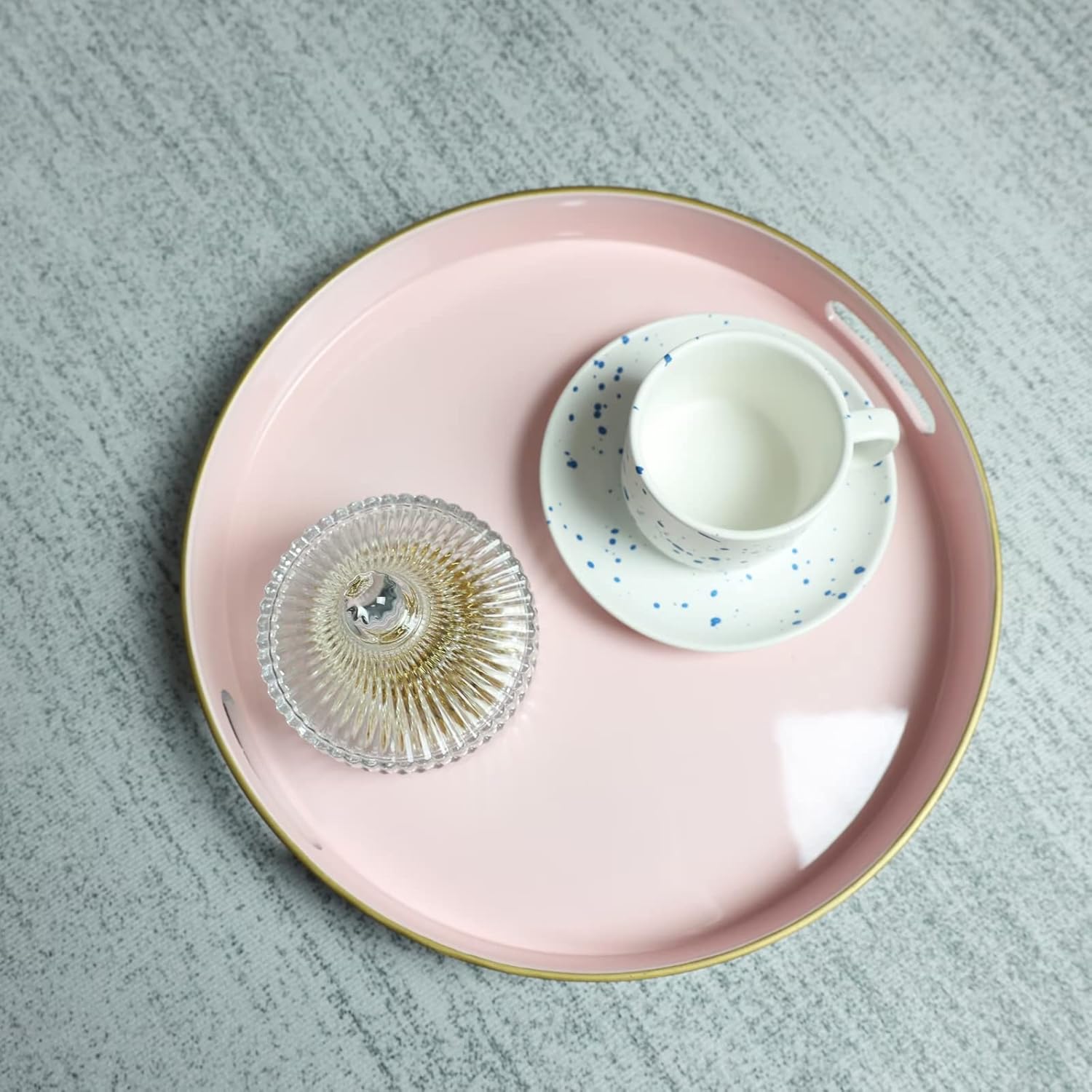 Spsyrine Round Pink Decorative Tray, 13" Plastic Serving Table Tray with Handles for Breakfast, Round Modern Ottoman Tray for Coffee Table, Bathroom, Kitchen, Living Room