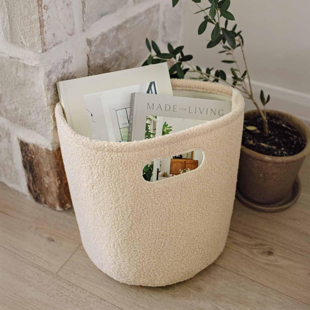 PUTSKA Basket – Round Storage for Toys and Clothes, Stuffed Animals – Soft Baby Girl Basket for Nursery, Kids Room, Bedroom, Living Room – Regular, Cream