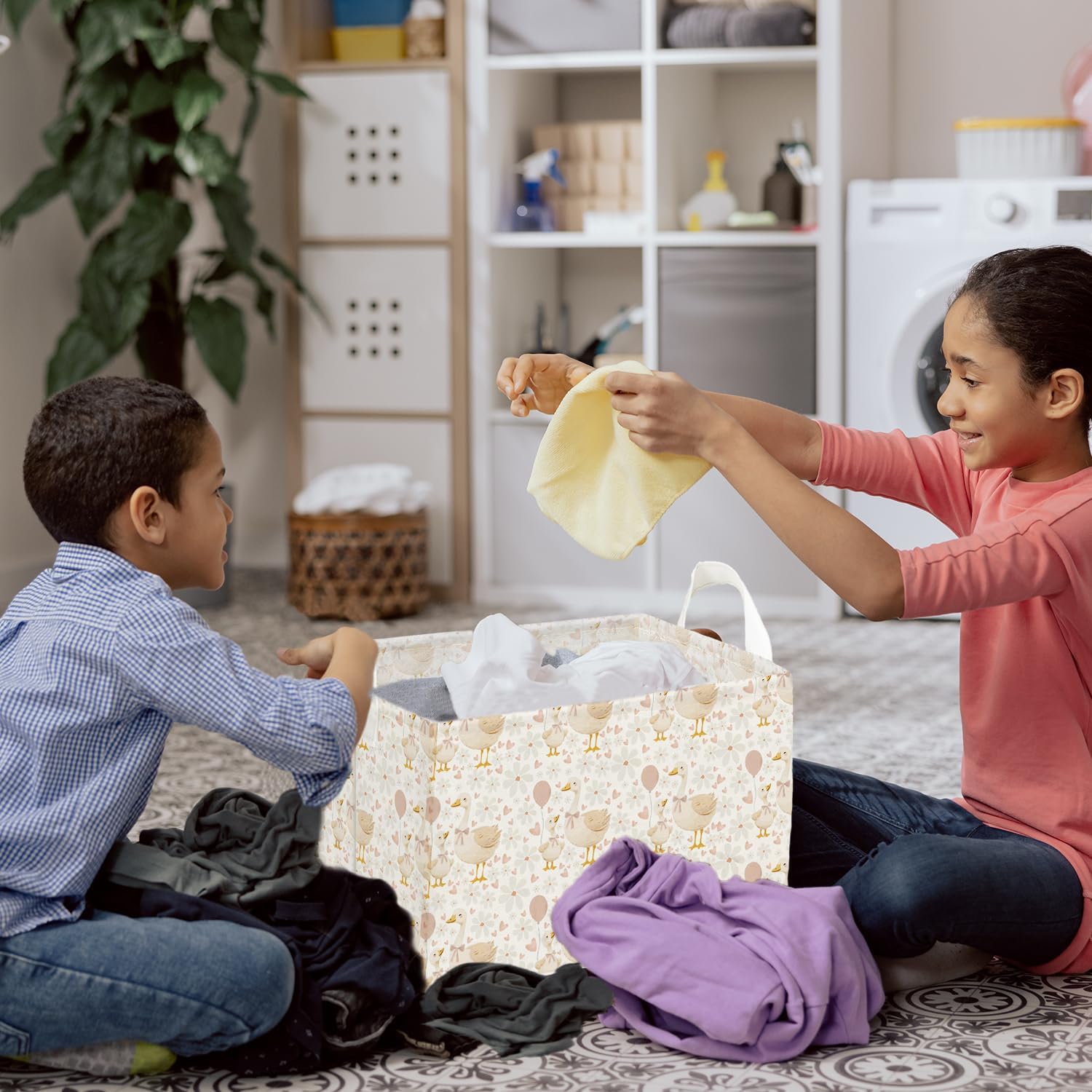 A New Silly Goose Storage Basket, Cute Waterproof Canvas Toy Storage Box, Foldable Room Decorative Basket with Handle, Gift for Christmas, Suitable for Wardrobe, Bedroom, Home Living Room Shelf