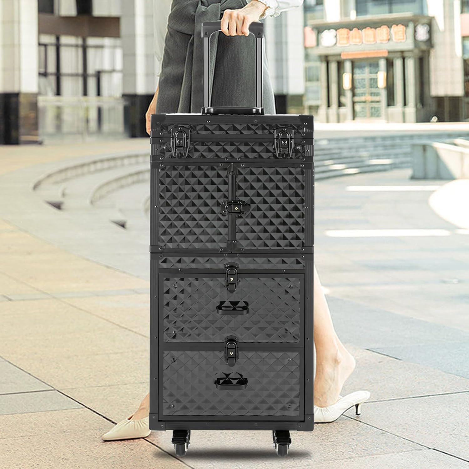 Cosmetic Train Case,Makeup Organizer Travel Case with Multiple Compartments,Rolling Makeup Case,Professional Makeup Casewith Wheels for Make-up Artists,33.07Lbs Load-Bearing