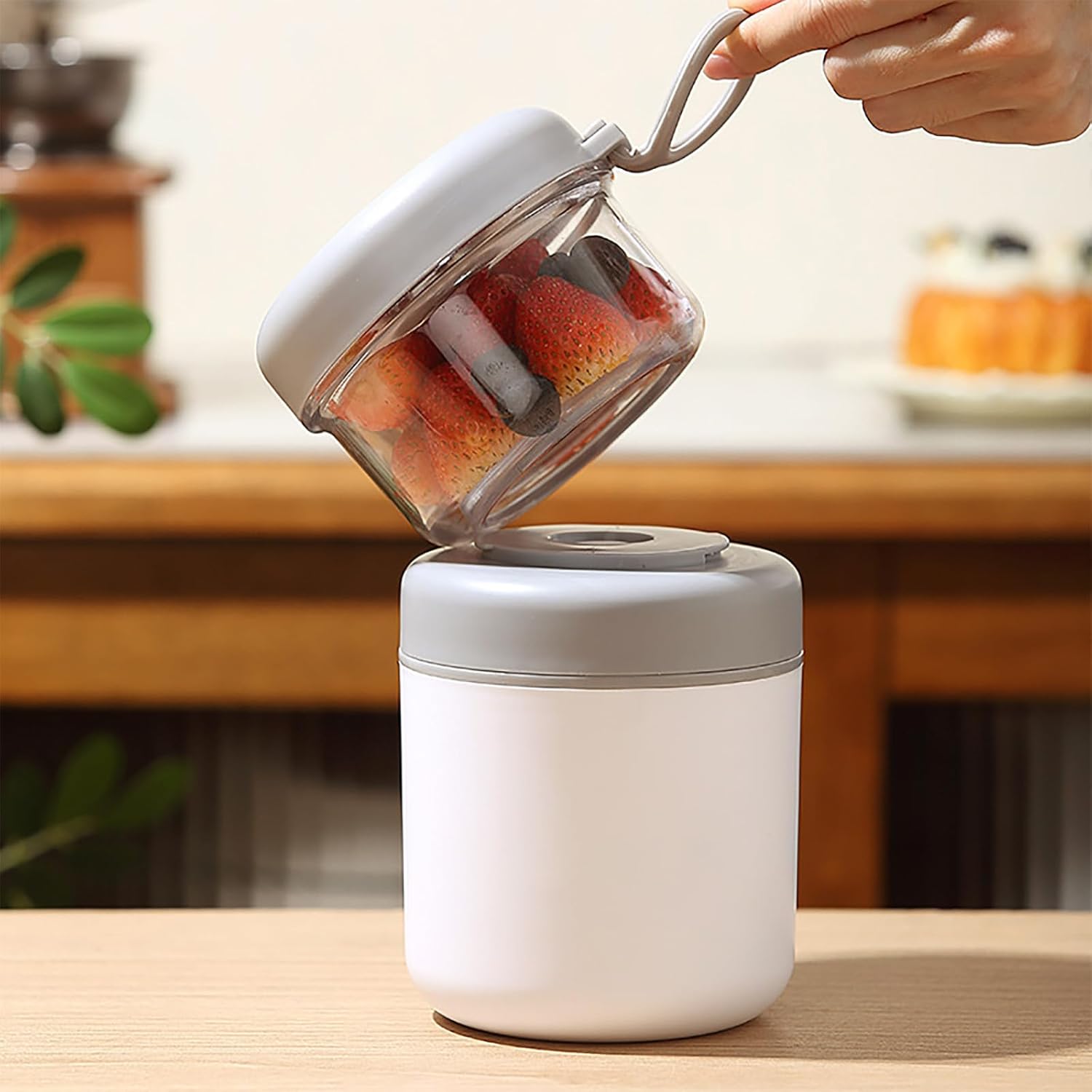 2-in-1 Oatmeal Yogurt Containers with Lids and Spoon, 2-Tier Cereal Cup Reusable, Portable Stainless Steel Insulated Food Containers Leak Proof for Breakfast School Travel