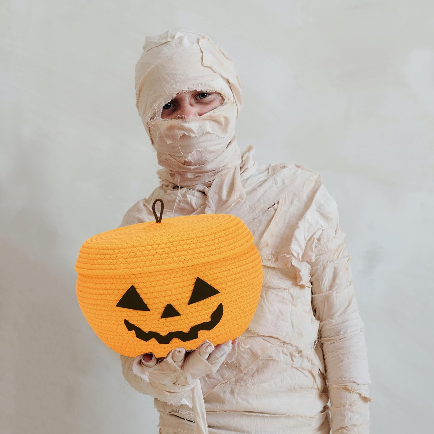 Sea Team Round Cotton Rope Storage Basket with Lid, Halloween Pumpkin Woven Storage Bin, Pot, Caddy, Organizer, Container for Snacks, Towels, Plants, 10 x 7.5 Inches (Small, Orange)