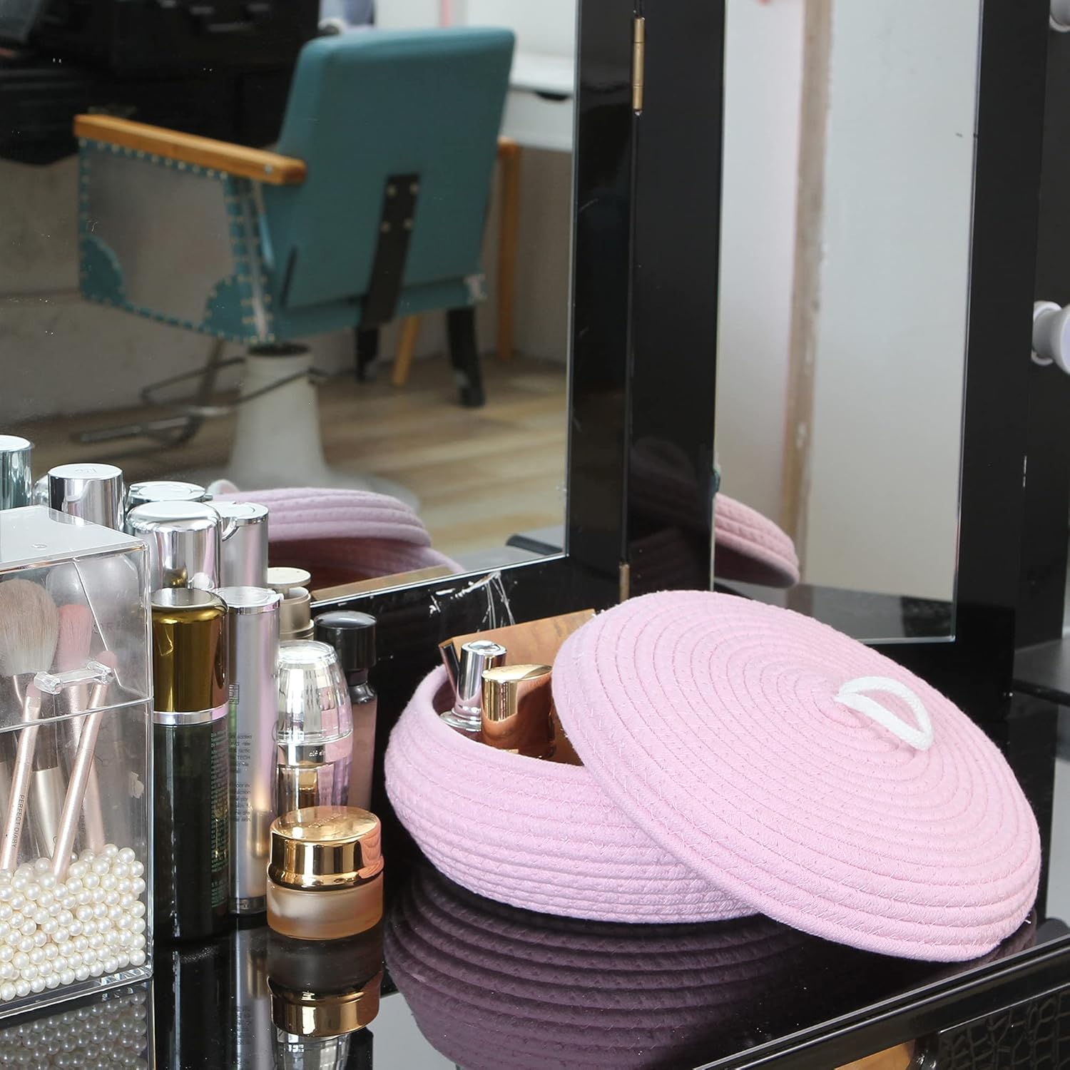 Sea Team Round Cotton Rope Storage Basket with Lid, Decorative Woven Storage Bin, Pot, Caddy, Organizer, Container for Snacks, Towels, Plants, 10 x 4.5 Inches (Small, Shallow, Pink)