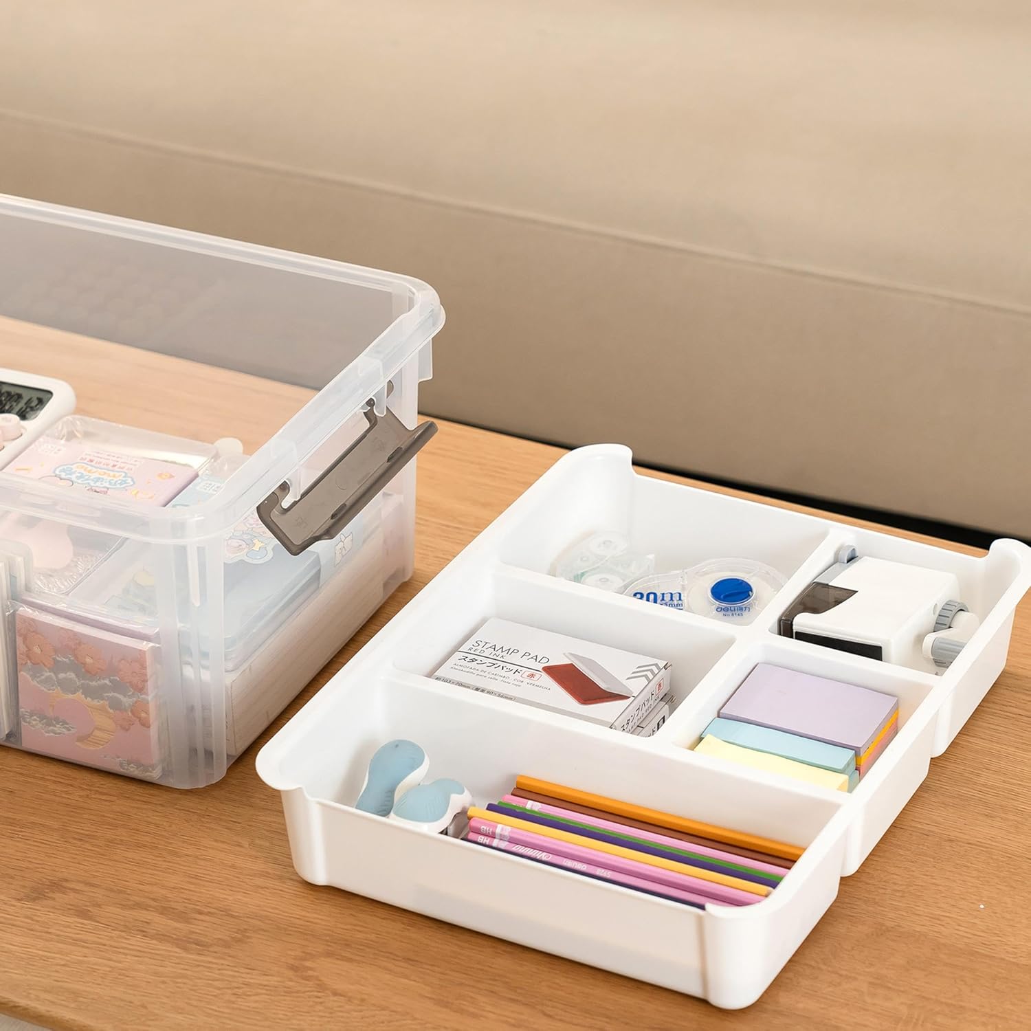 17 Quart Plastic Storage Box with Removable Tray Caddy Clear Art Supply Craft Organizers Playroom Container Organizer with Lid for Bead Crayon Tool Sewing Playdoh