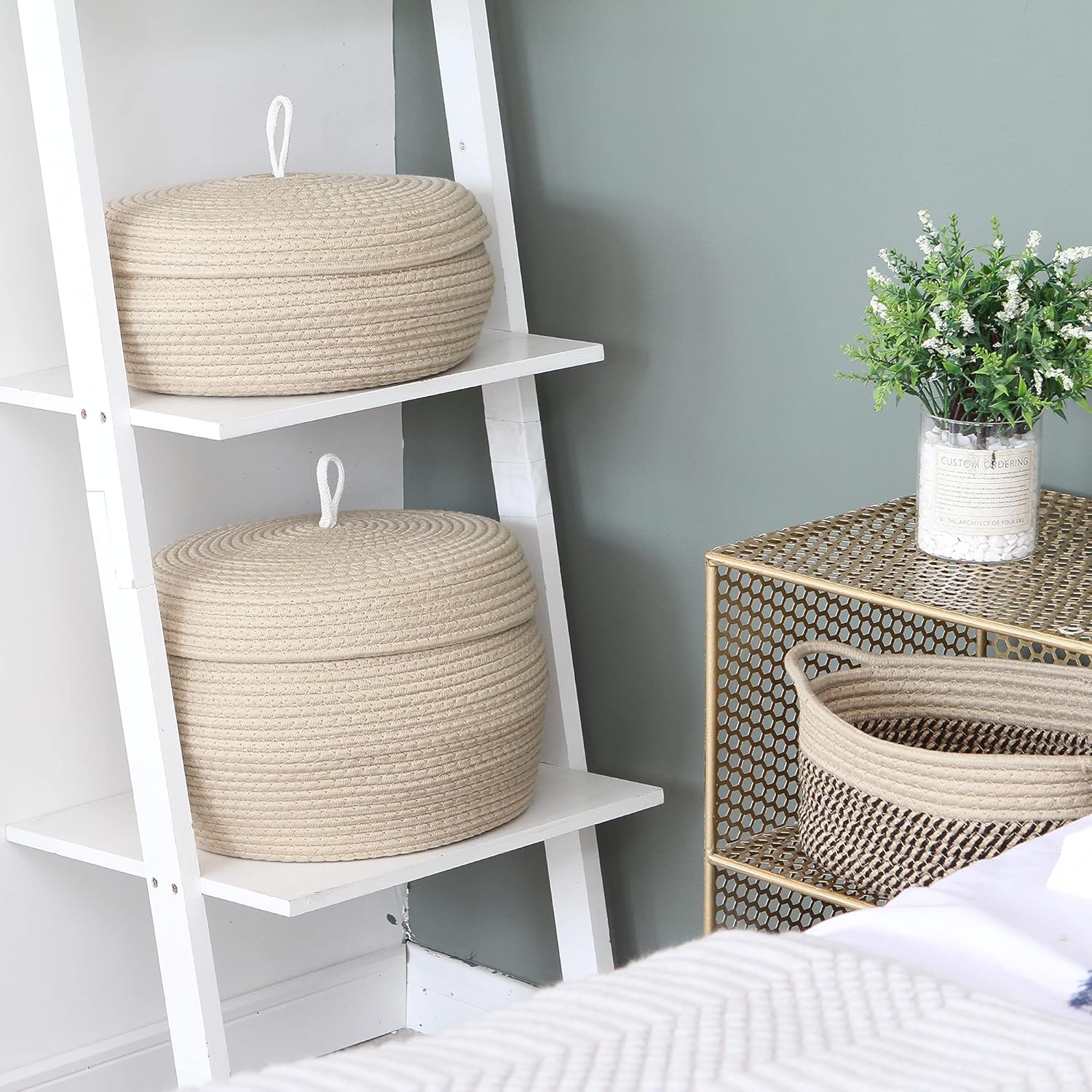 Sea Team Round Cotton Rope Storage Basket with Lid, Decorative Woven Storage Bin, Pot, Caddy, Organizer, Container for Snacks, Towels, Plants, 13 x 5.5 Inches (Large, Shallow, Khaki)