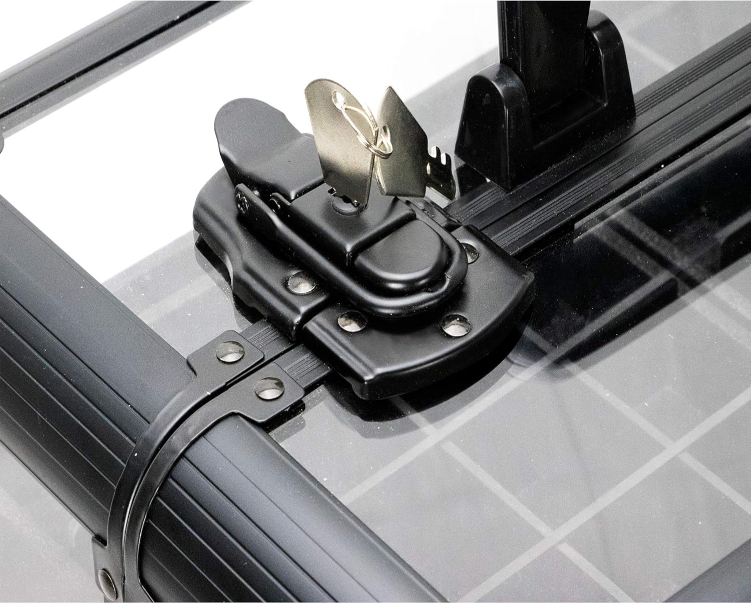 Ver Beauty Professional Armored Clear Acrylic Makeup Nail Tech Case with 2 Sliding Trays and Removable Dividers for Nail Polish Organizer Lockable Portable Travel Cosmetic Display Aluminum Case